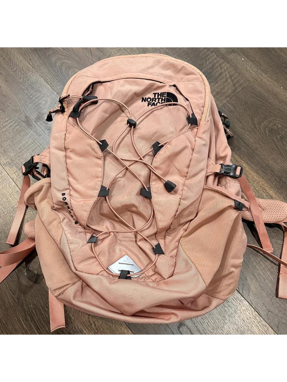 The North Face pink backpack #outdoor #hiking